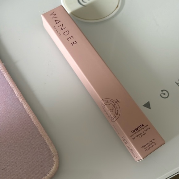 Wander beauty Lipsetter Dual Lipstick and Liner Ticket to Tawny - Picture 6 of 8